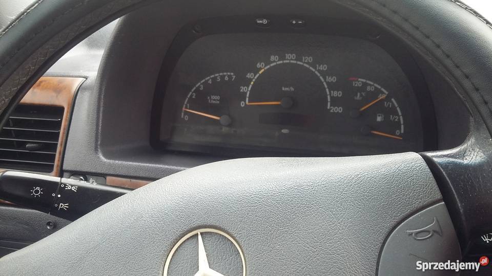 Sprzedam Mercedes Benz Vito 8 osobowy centralny zamek Siemysłów