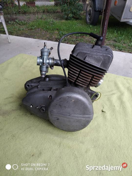 Silnik WSK 125 i części Silniki i osprzęt Łańcut