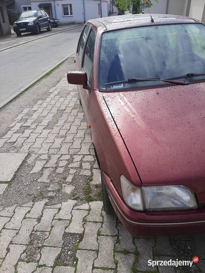 Ford Fiesta 13 automat