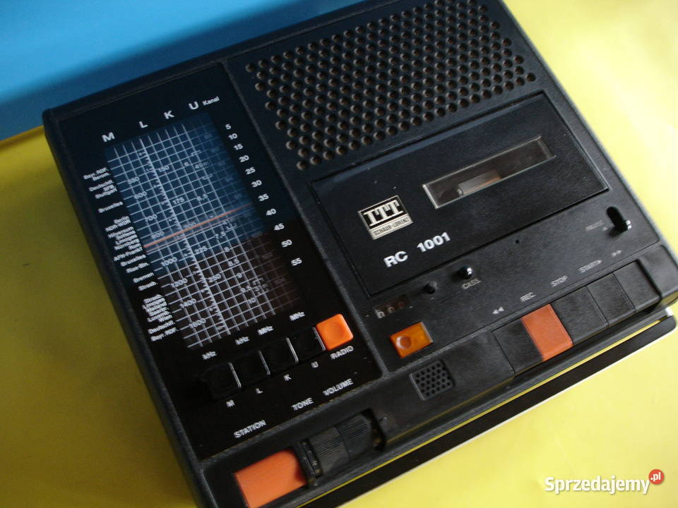 Radiomagnetofon ITT RC1001