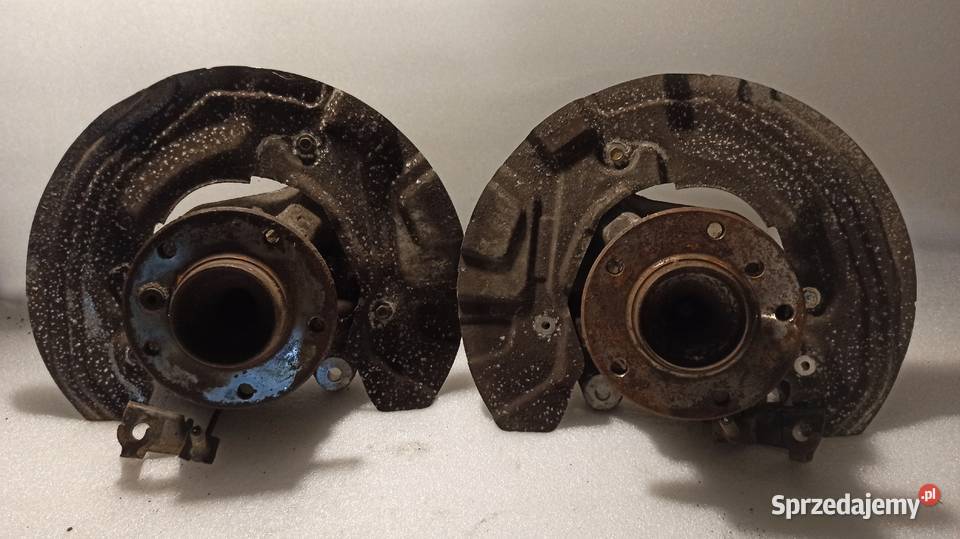 Zwrotnica przód lewa prawa Bmw e90 e91 e92 e93 podkarpackie Dębica