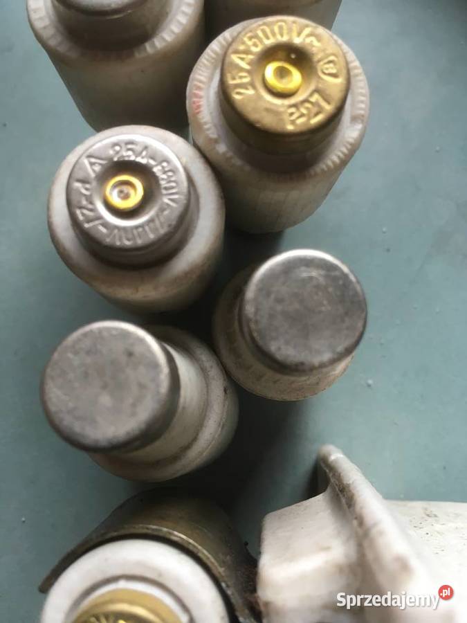 Odsprzedam taniej zabezpieczenia słupowe BNu 25A