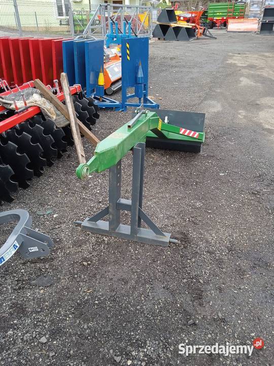 Ładowacz na tył do ciągnika nieuszkodzony Ostrołęka