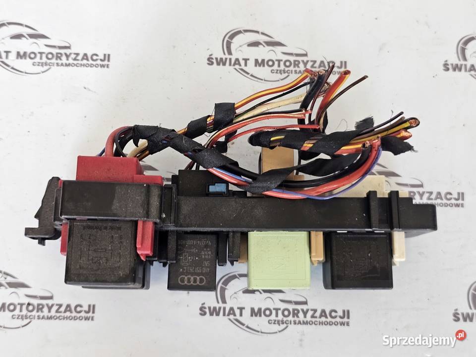 GOLF VI 12r skrzynka bezpieczników 1K2937503B Skrzynki bezpieczników świętokrzyskie Kielce sprzedam