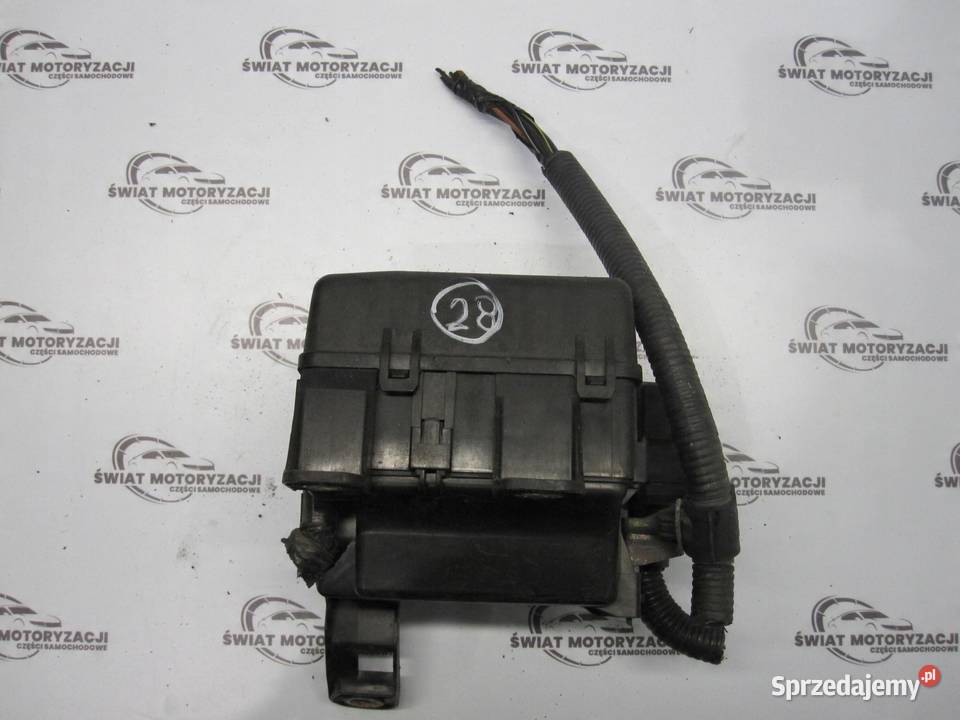 LEXUS GS II 01r skrzynka bezpieczników 4237XA1 osobowe Skrzynki bezpieczników