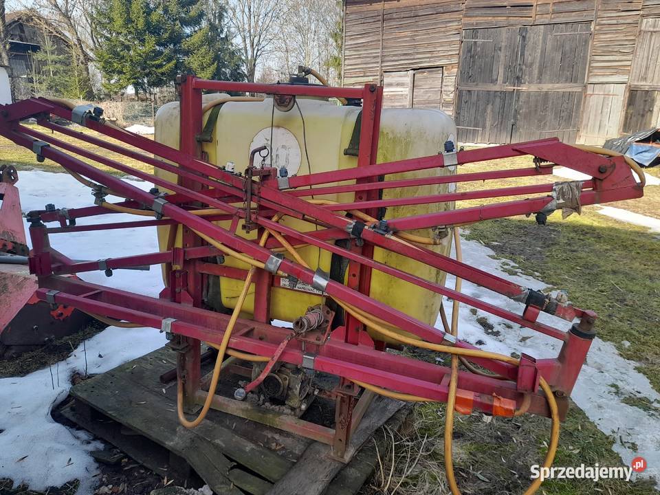 Sprzedam opryskiwacz 300l nieuszkodzony