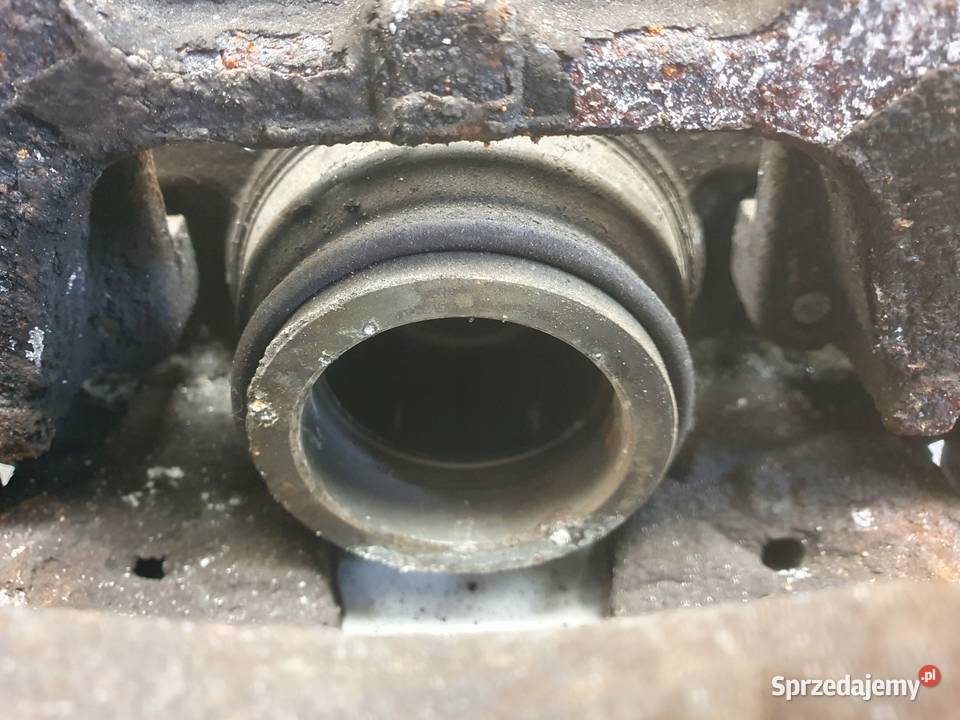 Volvo S40 II V50 PRZEDNI ZACISK HAMULCOWY Lewy Janów