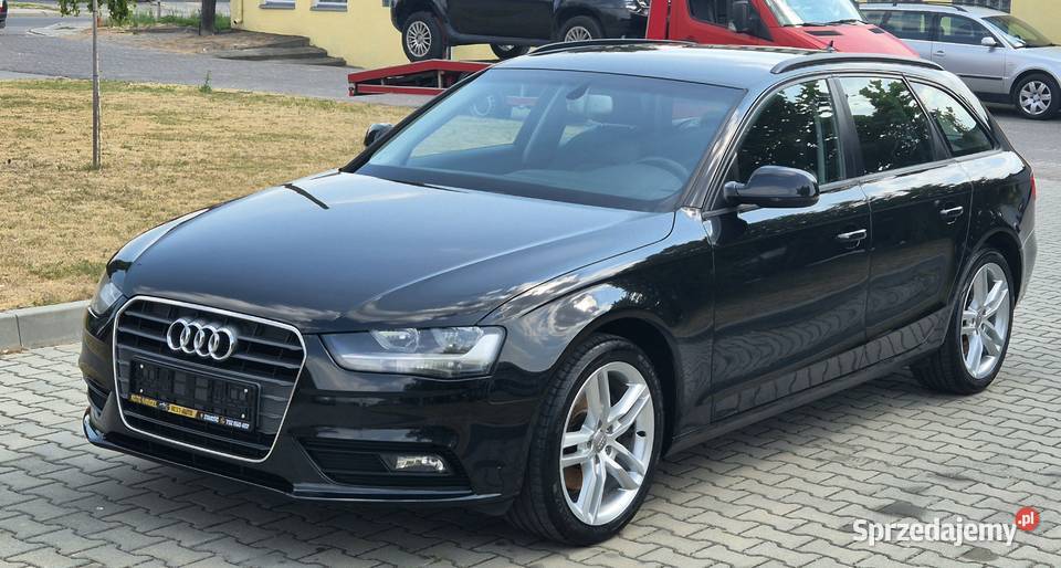 Audi A4 B8 Lift 20 TDI CR 213 Stan czarny A4 Zamość