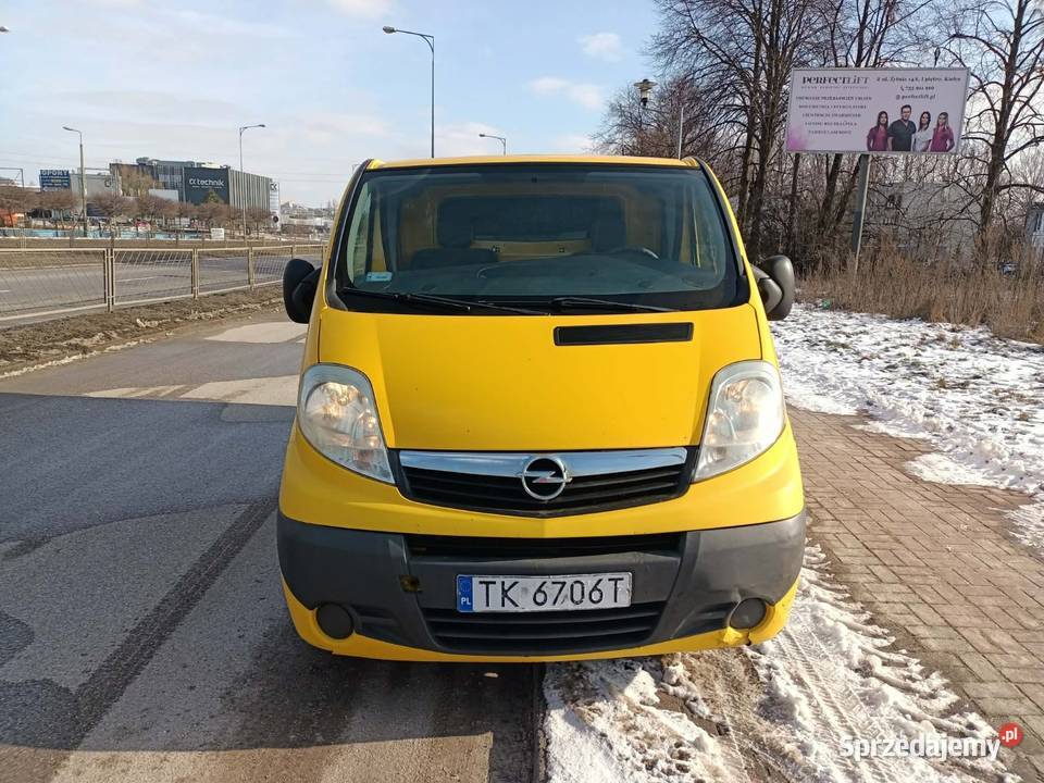 Opel Vivaro BENGAZ 2008r VAT1 wspomaganie kierownicy Vivaro Kielce