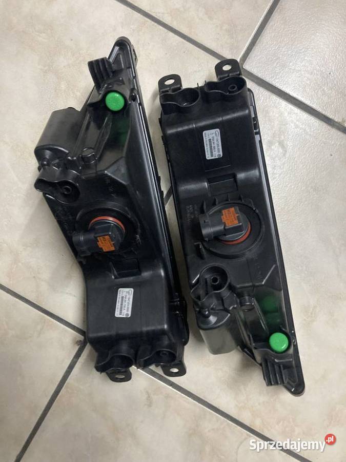 VW TIGUAN II HALOGEN 5NA941699A 5NA941700A Pozostałe Rakoniewice