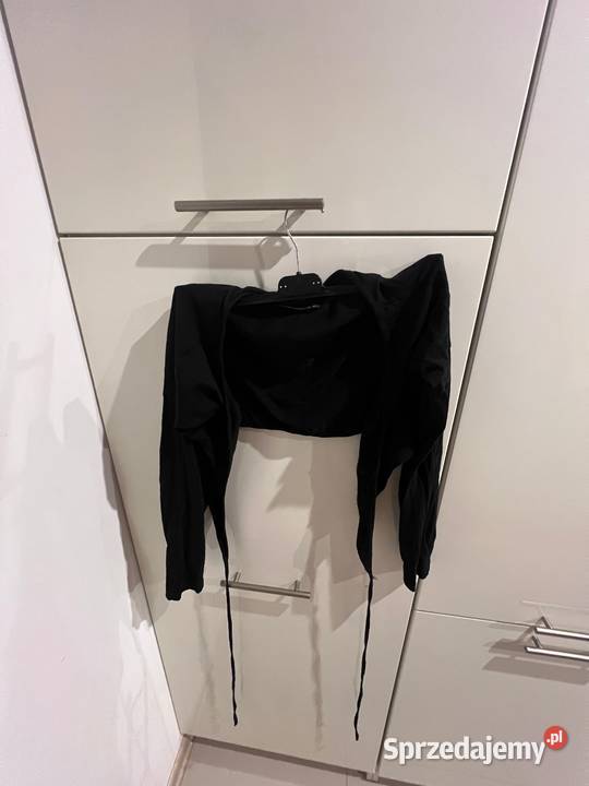 Lekki i wygodny sweterek z wiązaniem L pomorskie