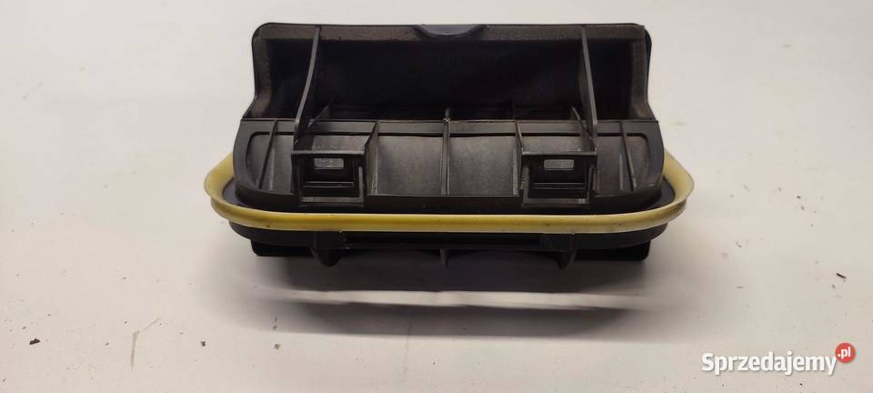 MERCEDES GLC W253 X253 KRATKA BAGAŻNIKA PRAWA