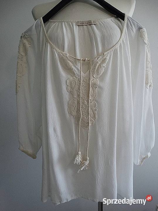 Bluzka Kremowa Zdobiona Koronką w stylu Boho Łomża sprzedam