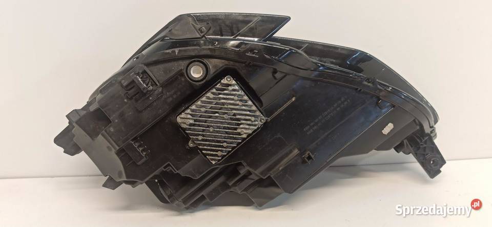 AUDI A3 8Y LAMPA FULL LED PRAWY PRZÓD 8Y0941034A