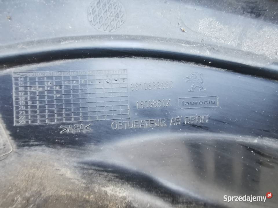 Kratka zderzaka przód prawa rh peugeot 208 I Sieraków