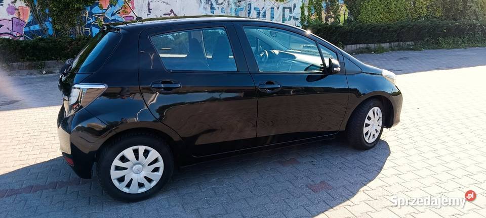 Toyota yaris kamera cofania ekran dotykowy Hatchback Tychy sprzedam