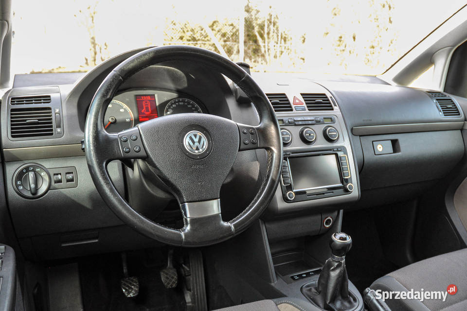 Volkswagen Touran Cross 20TDI Lift 7osobowy Touran