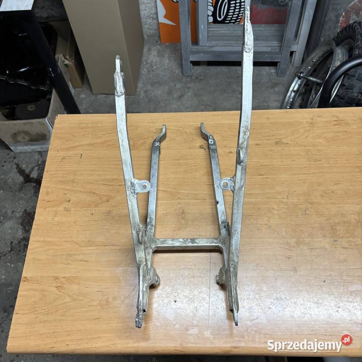 Aluminiowy subframe Suzuki RM 125 250 19962000 Bielawa sprzedam