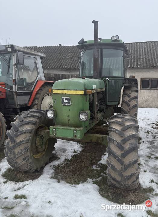 John Deere 4040