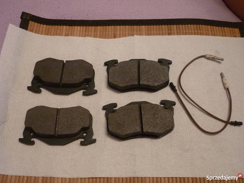 Klocki hamulcowe kpl przód Citroen BX 95589273