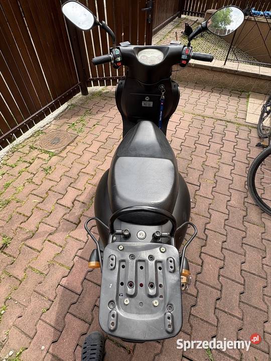 Zipp Triad 49cc 2006 pali na dotyk odmalowaniu 12000km