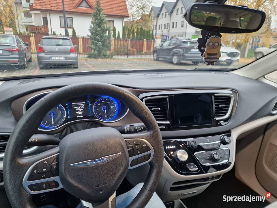 Chrysler Pacifica 8 osobowa 89600km