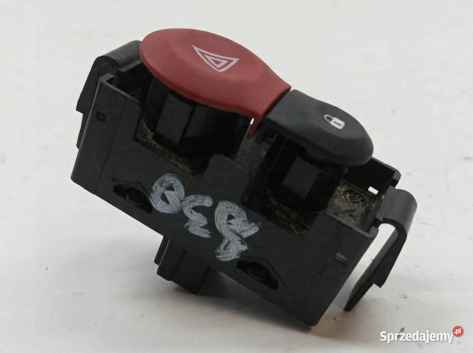 PRZEŁĄCZNIK AWARYJNYCH 252105246RB Renault