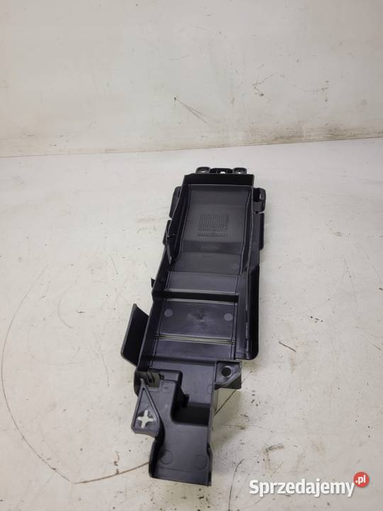 MOCOWANIE UCHWYT LEWARKA AUDI A4 B9 8W0863051B Przystajń