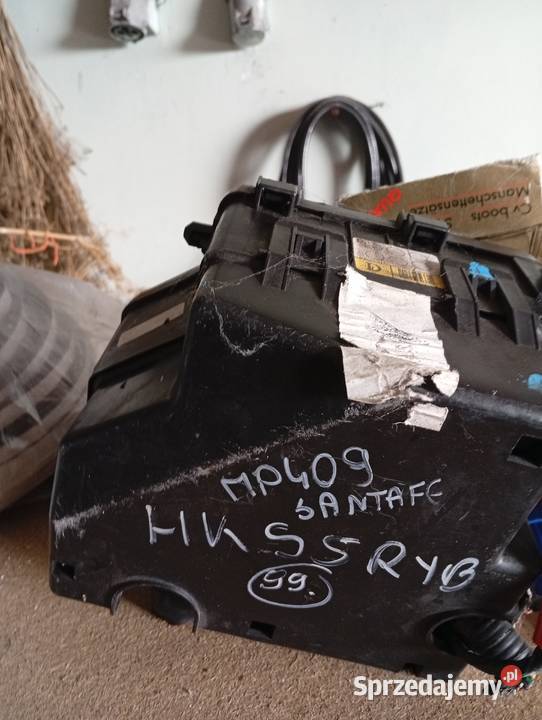 SKRZYNKA BEZPIECZNIKÓW HYUNDAI SANTA FE I 20CRDI