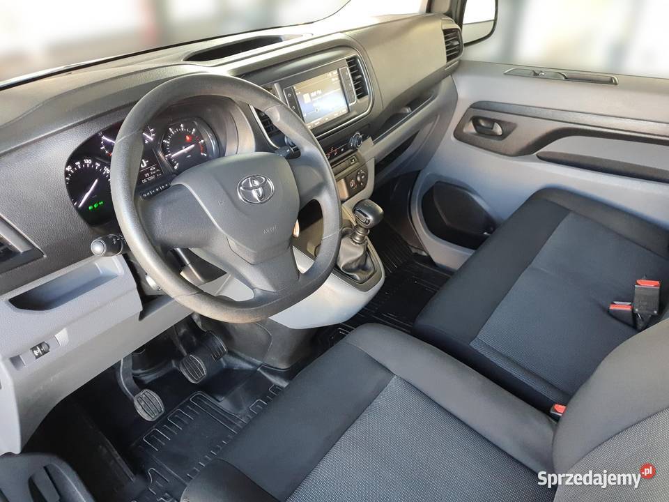 Proace Kombi 20 D4D Long 28t Rok produkcji 2022