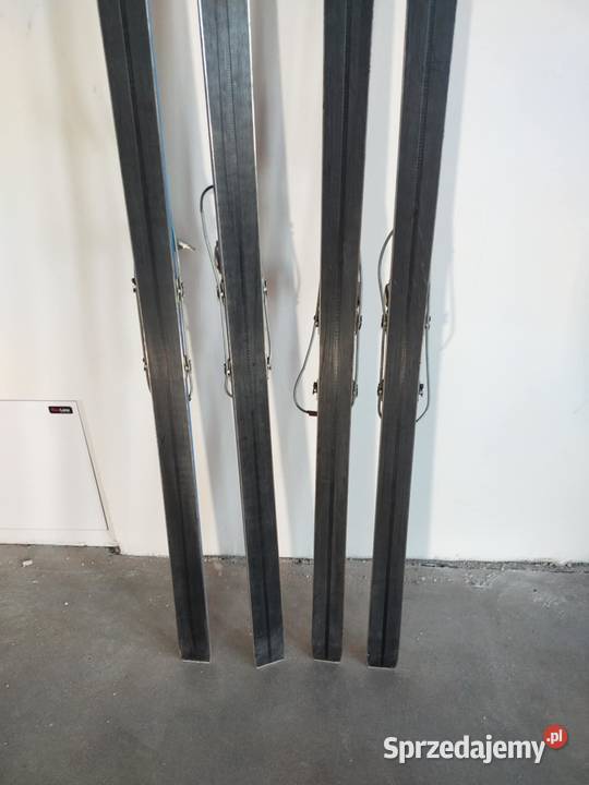 Narty Zakopane czerwone Rysy 2 komplety KF72