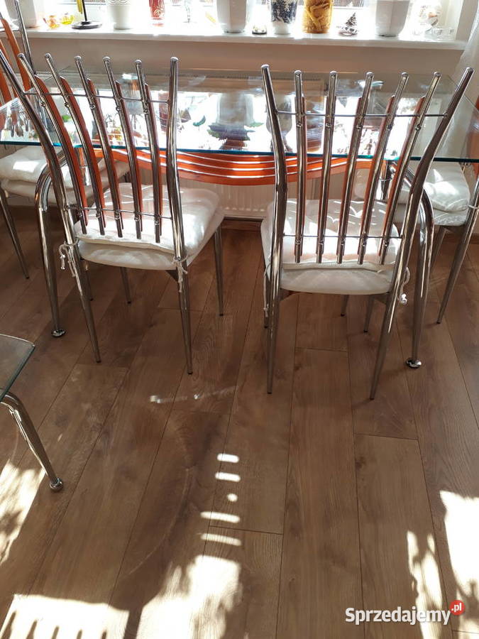 Krzesla salonowe4biale metal zdobione sprzedam