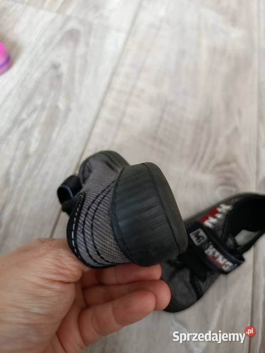 trampki tenisówki chłopięce rozmiar 24 buty Poznań