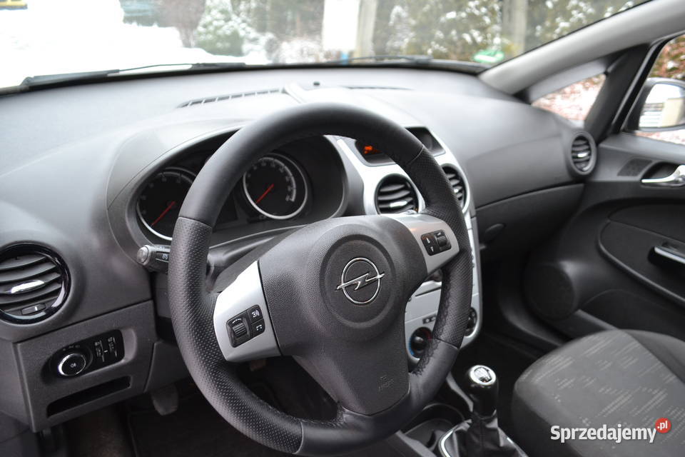 Opel Corsa lakier metallic Ropa