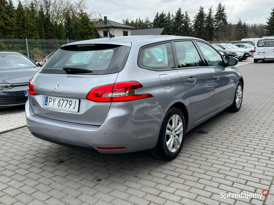 Peugeot 308 CarPlay Navi PDC LED Zarejestrowany światła do jazdy dziennej sprzedam