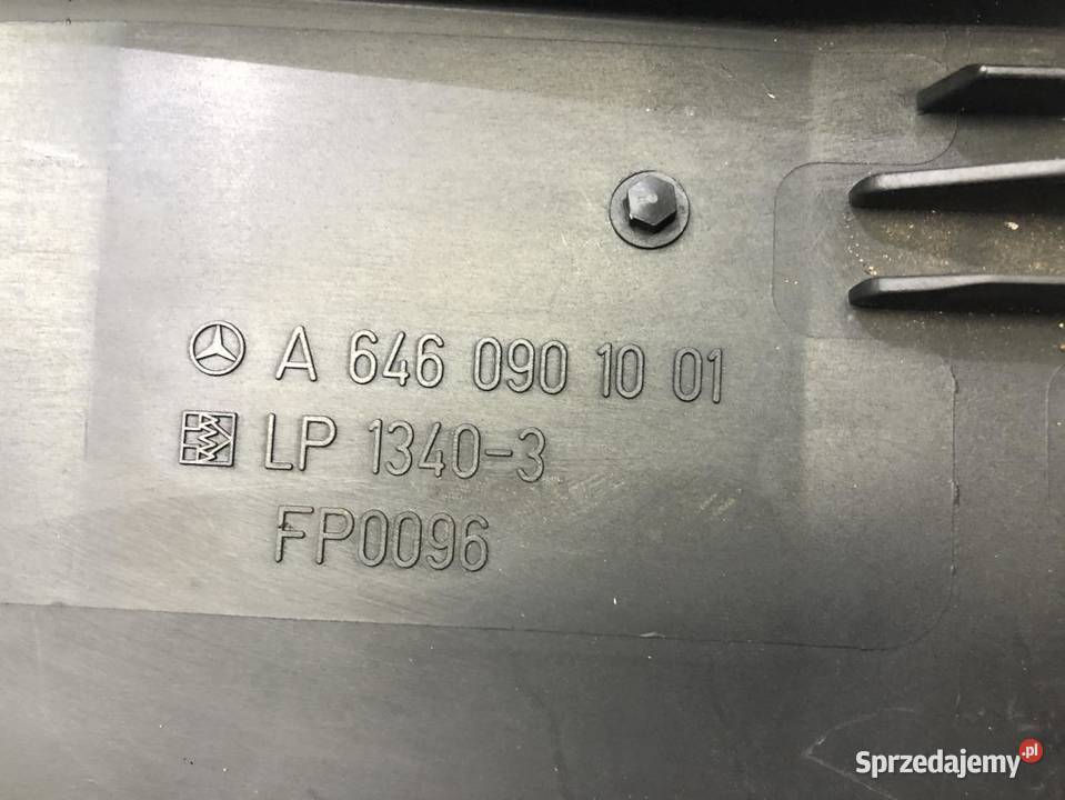 OBUDOWA FILTRA POWIETRZA MERCEDES EKLASA W211 22 sprzedam