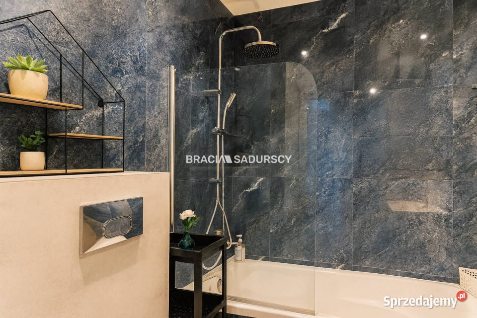 sprzedaży mieszkania 5074 metry 3 pokoje Kraków Sprzedaż małopolskie