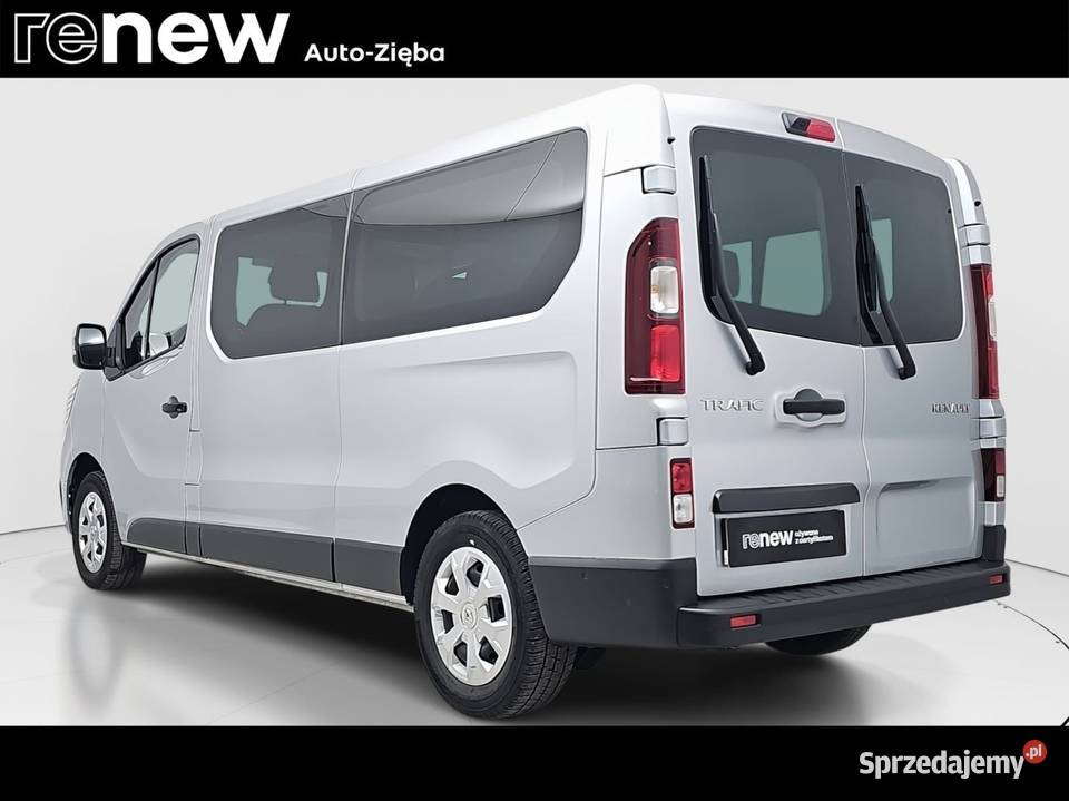 RENAULT TRAFIC OSOBOWY 9 miejscowy L2 wersja garażowany