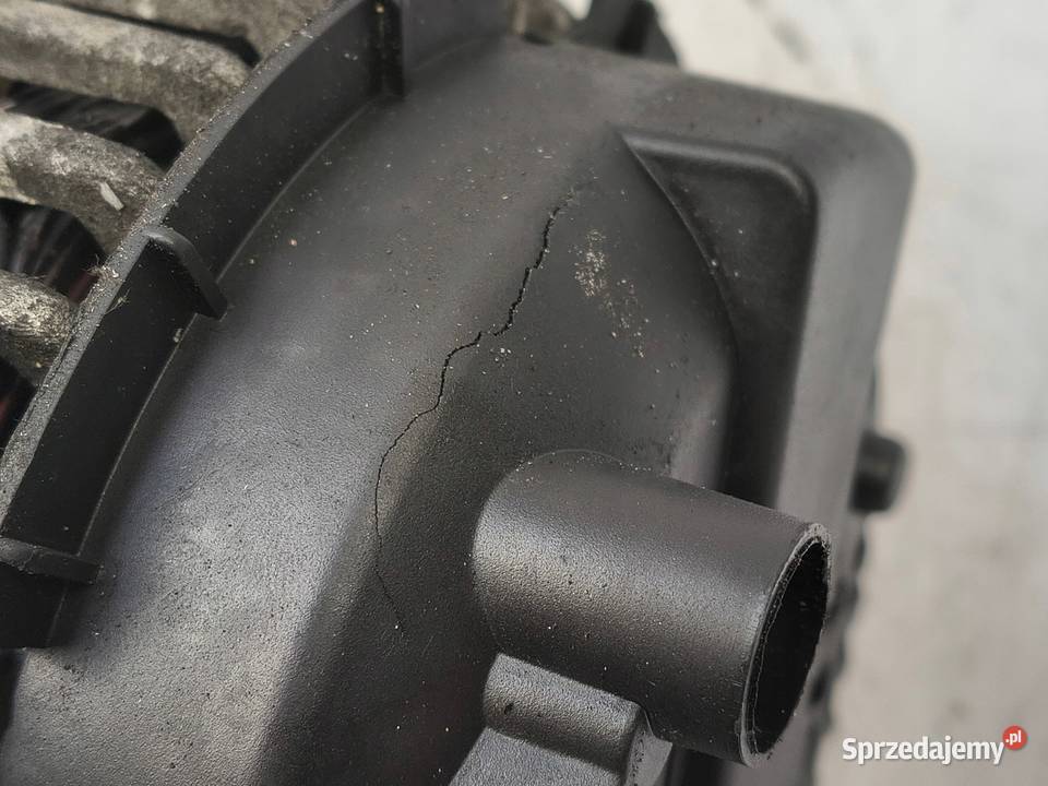 ALTERNATOR Mercedes W245 20 CDI oryginał VALEO