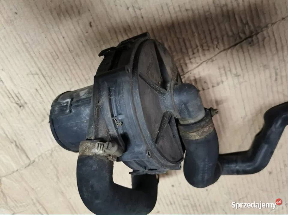 Pompa powietrza wtórnego BMW E38 Pozostałe Żory