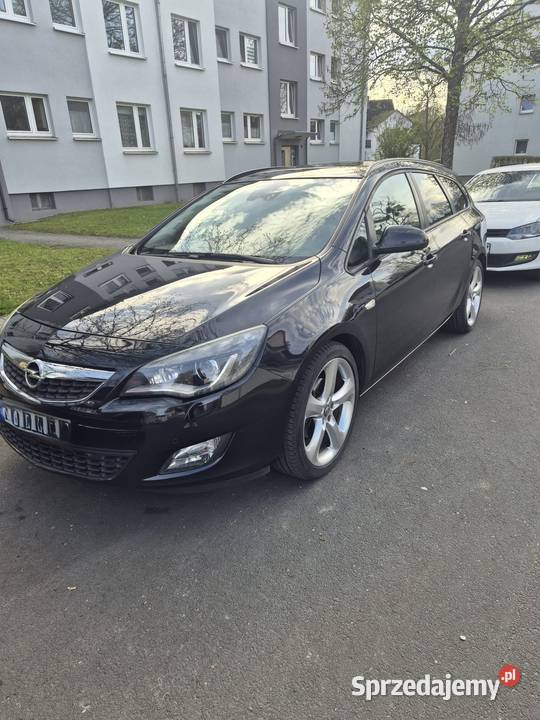 Opel Astra J zamienię na przyczepę kempingową Bolesławiec
