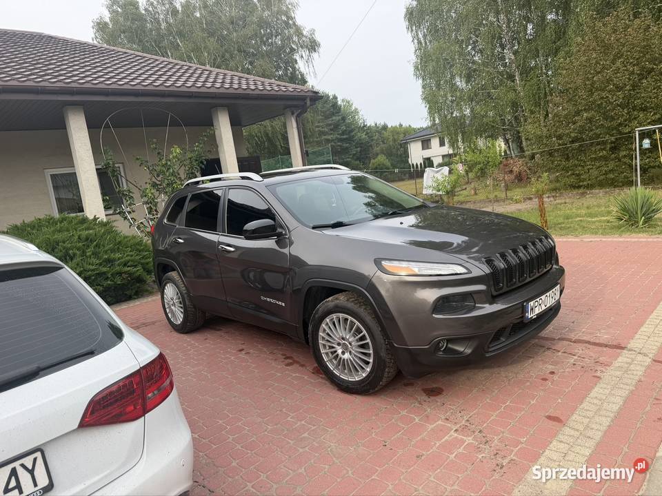 Sprzedam Jeep Cherokee 32 benzyna 2015 Cherokee mazowieckie Mariew