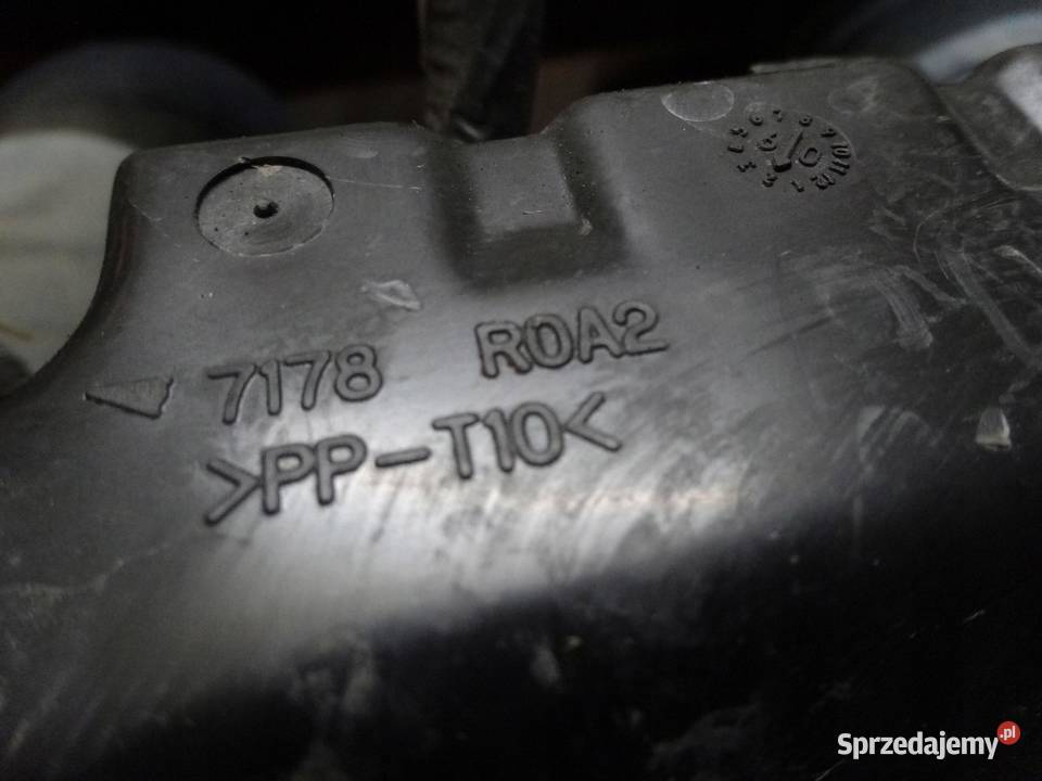 TOYOTA YARIS II LIFT 13 B 09r skrzynka świętokrzyskie sprzedam