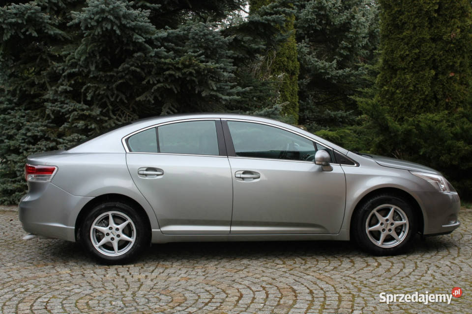 Toyota Avensis 147 Benzyna Przebieg 96 Sedan III Lubań sprzedam