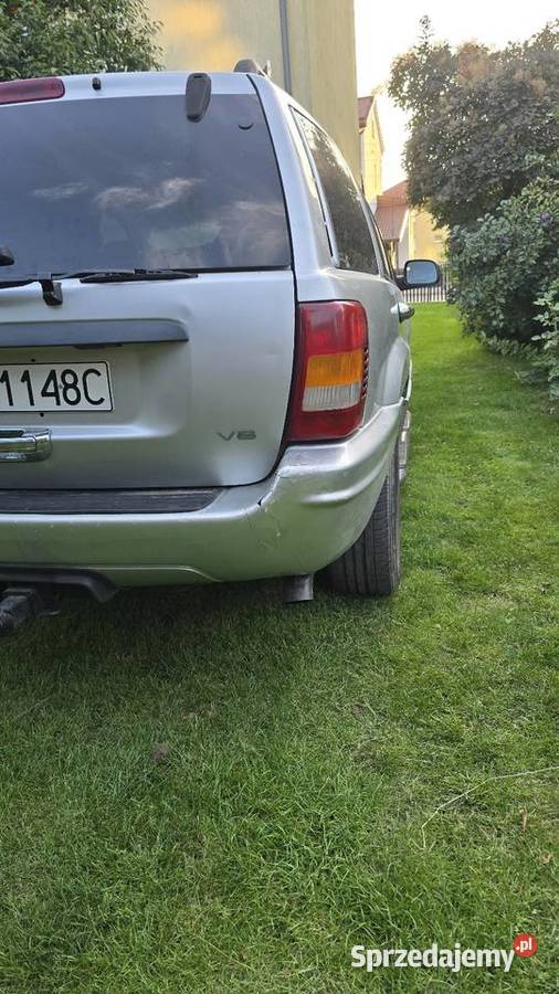 Jeep Grand Cherokee Loredo Rok produkcji 2002 Łapy sprzedam