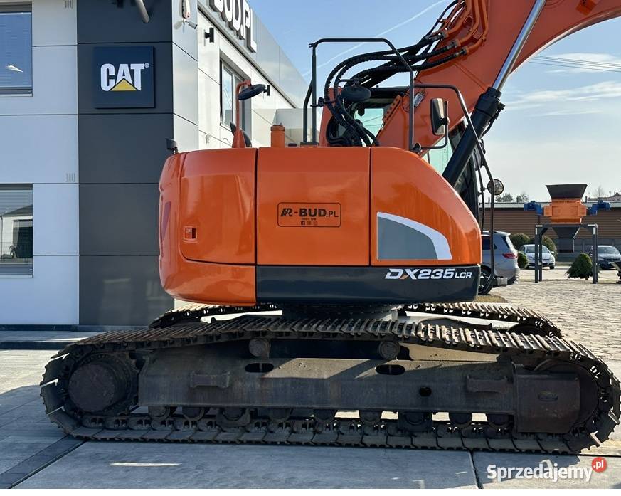 KOPARKA GĄSIENICOWA MARKI DOOSAN DX235LCR Koparki Tuliszków