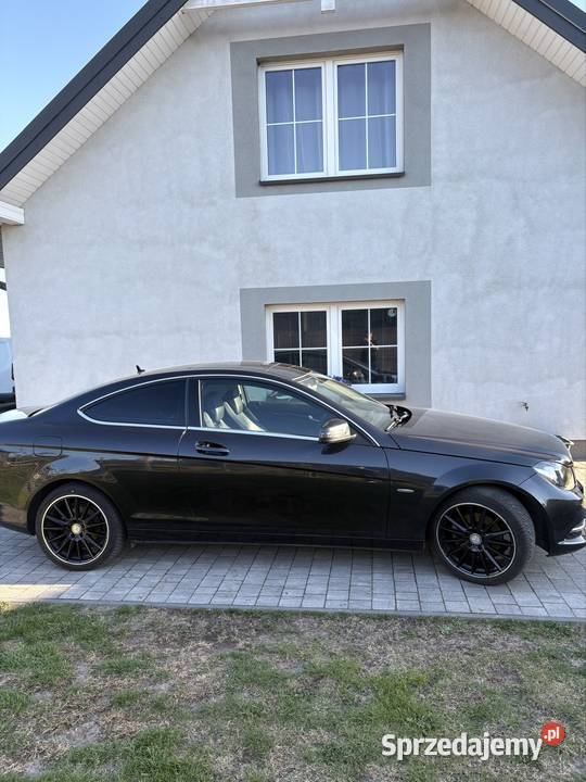 MercedesBenz c klasa w204 coupe wielofunkcyjna kierownica mazowieckie Błonie