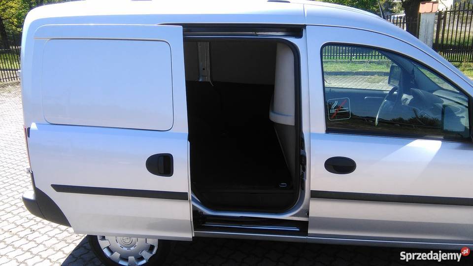 Sprzedam zadbanego Opla Combo 17 cdti