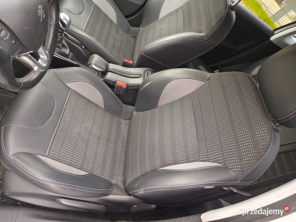Peugeot 2008 benzyna