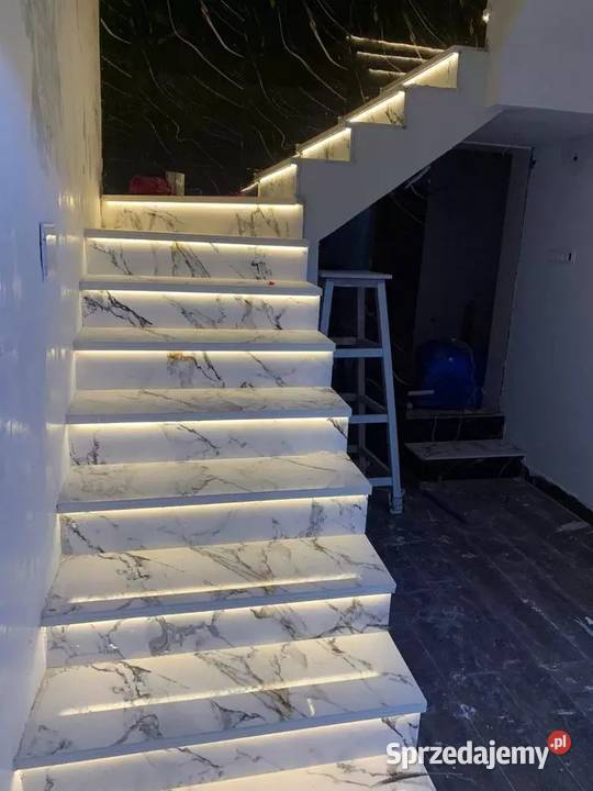 Płytki na schody 120x30 BIAŁY MARMUR Wysoki Łask